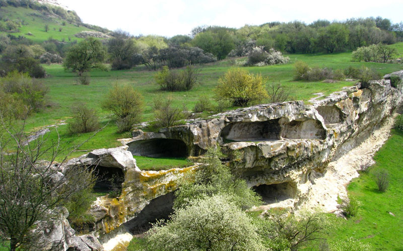 Пещерный город Бакла в Крыму